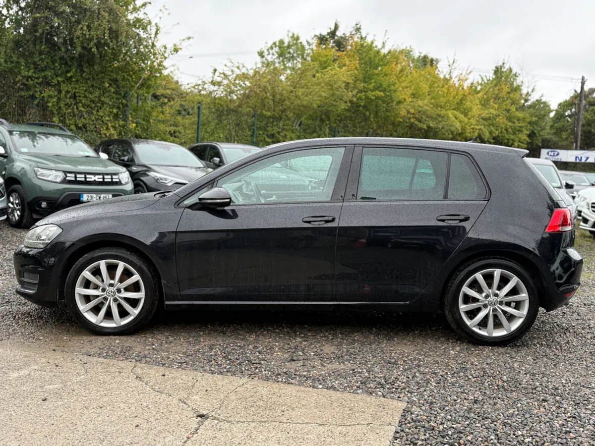 2017 Volkswagen Golf  1.4 HIGHLINE AUTO - Image 6