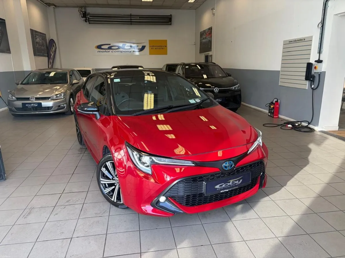 Toyota Corolla 1 Owner Irish Car. Hybrid Luna spor - Image 2