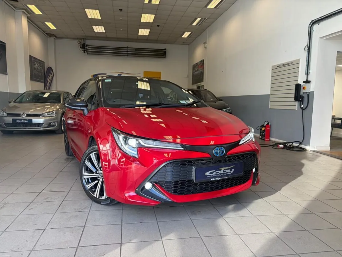 Toyota Corolla 1 Owner Irish Car. Hybrid Luna spor - Image 6