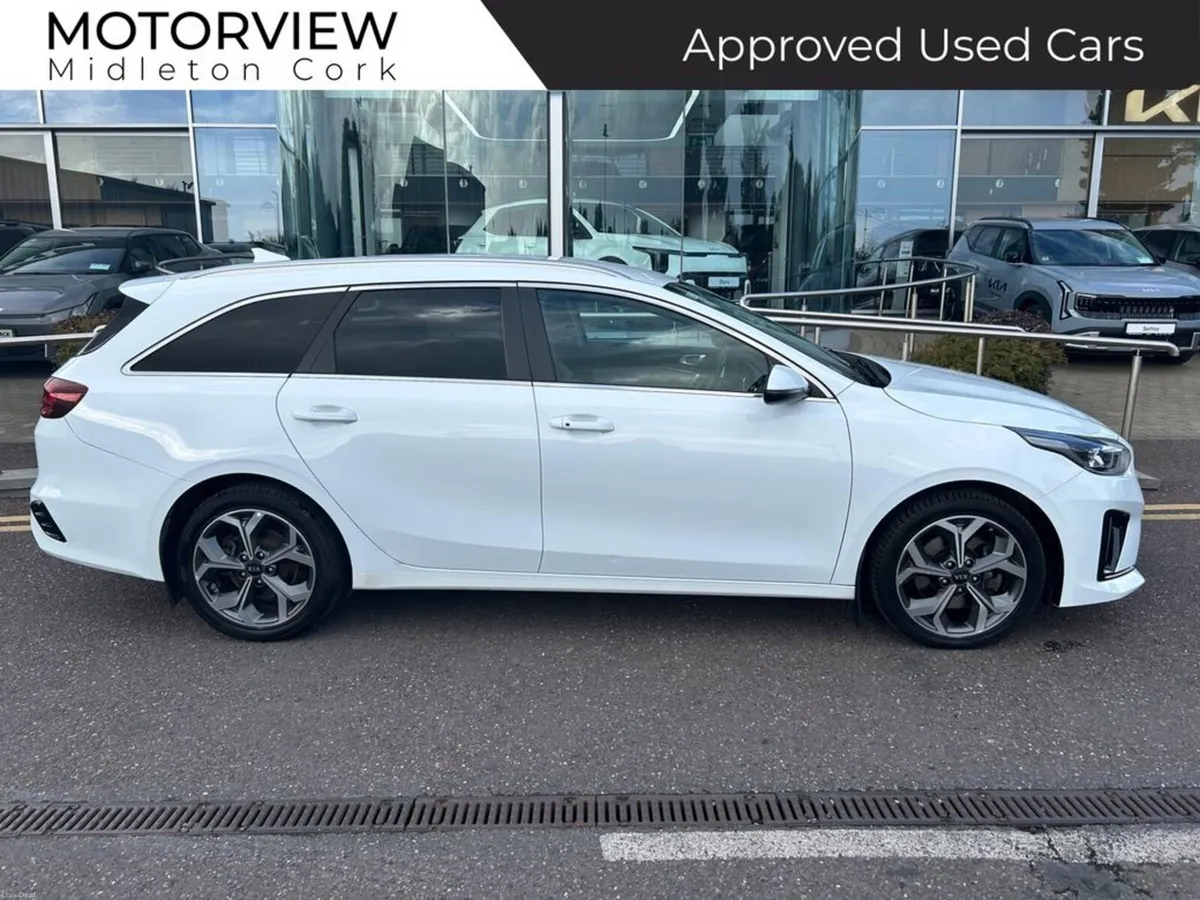 Kia Ceed *Automatic* SW Phev Trailer 5DR - Image 2