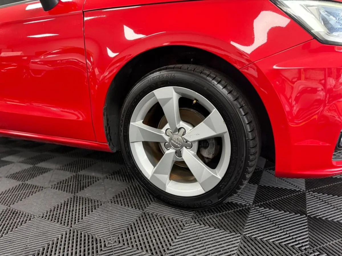Audi A1 1.0 - Image 6