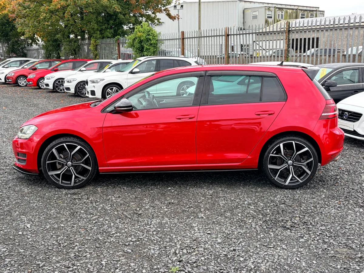2017 VOLKSWAGEN GOLF 1.2TSI 5DR AUTO FULL OF EXTRA - Image 6