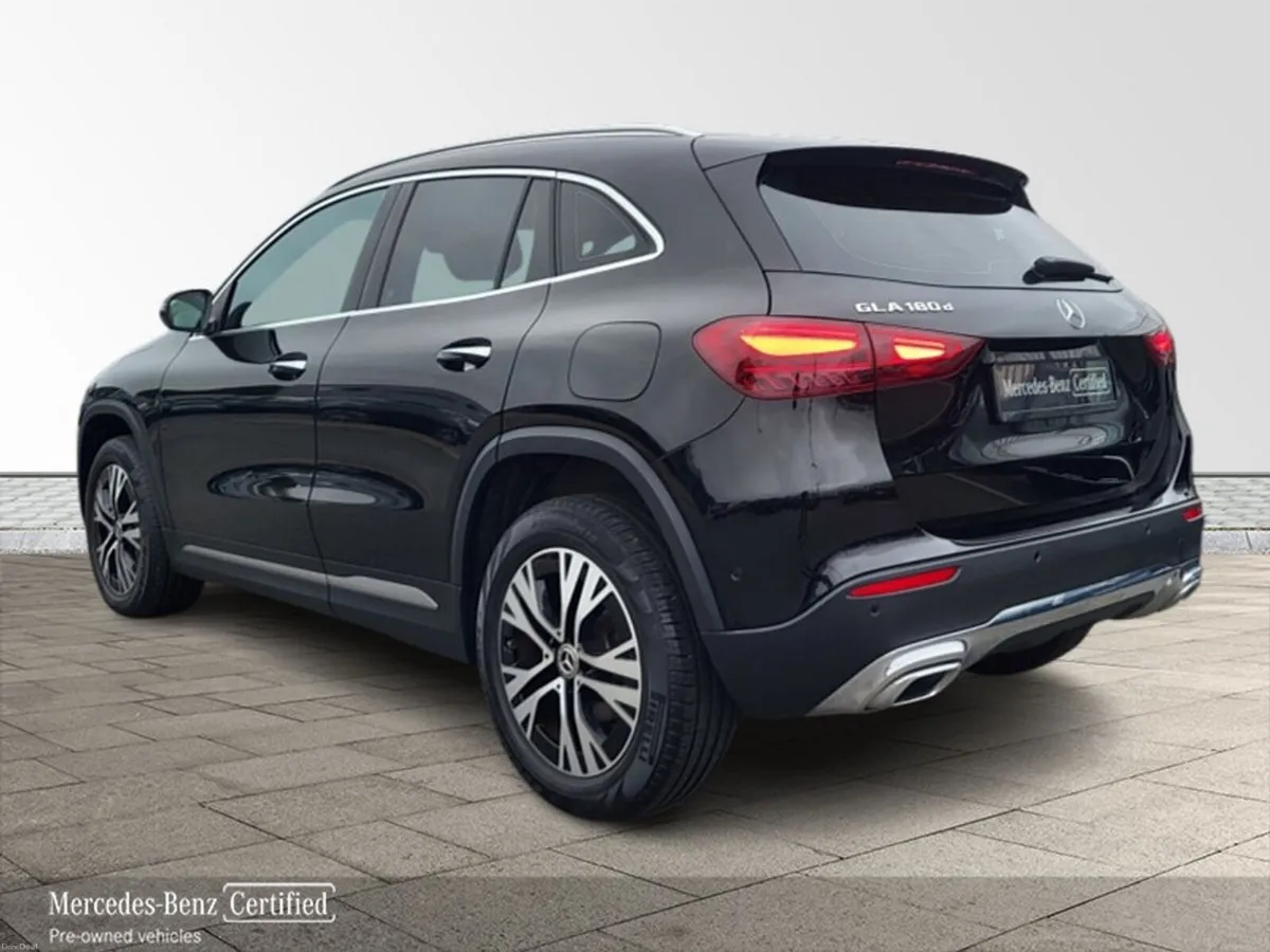 Mercedes-Benz GLA GLA180d  Progressive AUTO - Image 3