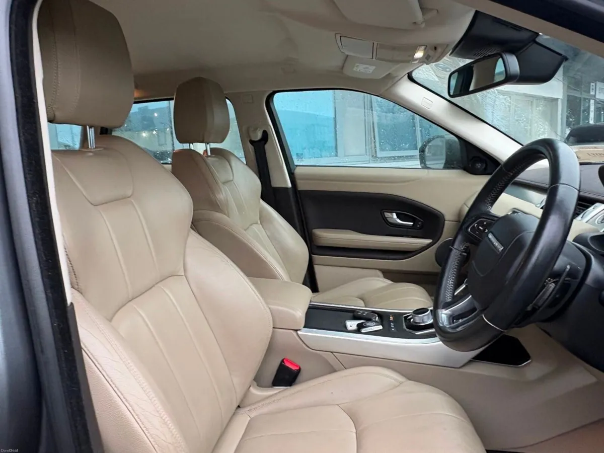 Land Rover Range Rover Evoque Automatic / Leather - Image 6