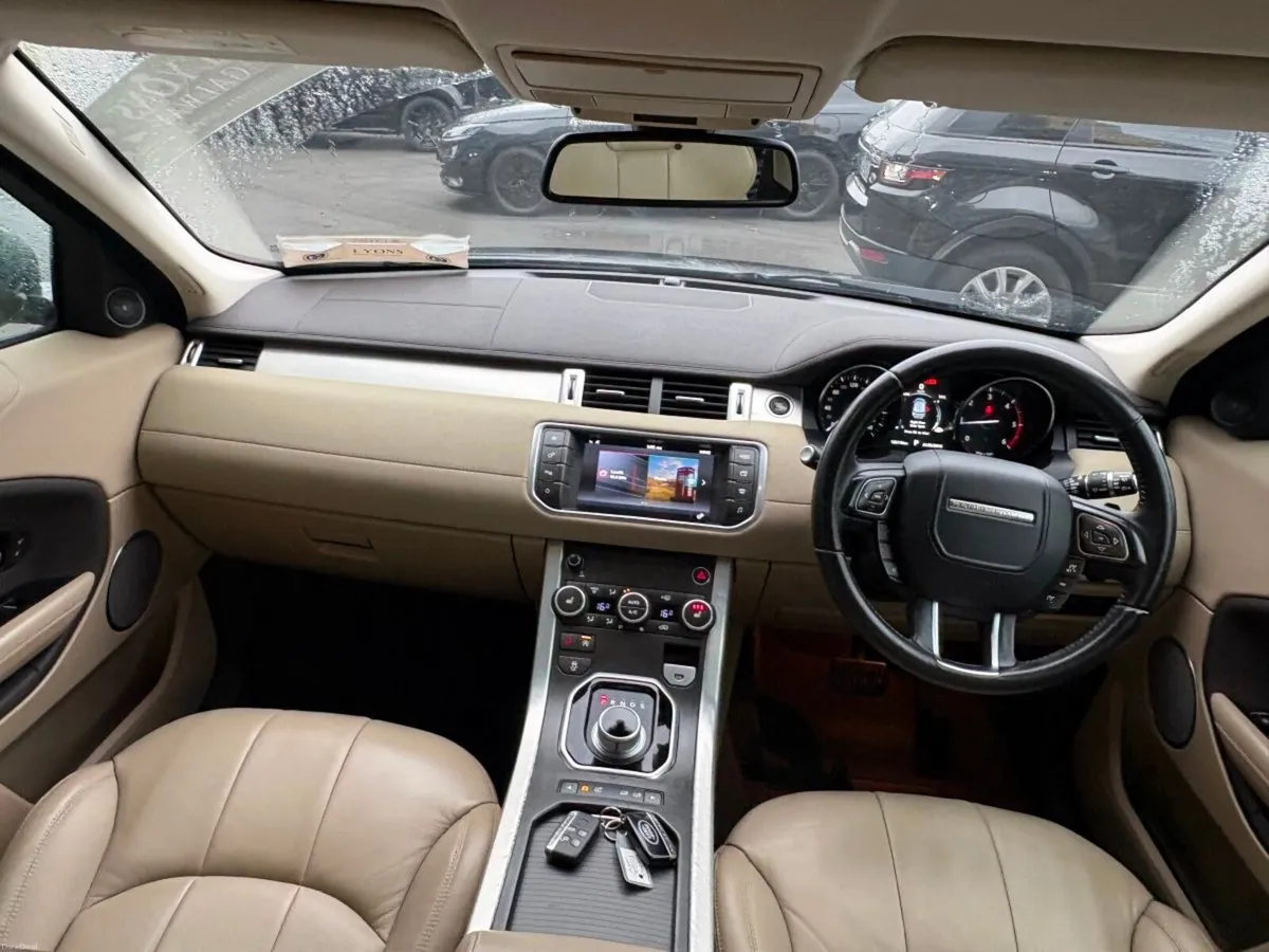 Land Rover Range Rover Evoque Automatic / Leather - Image 2