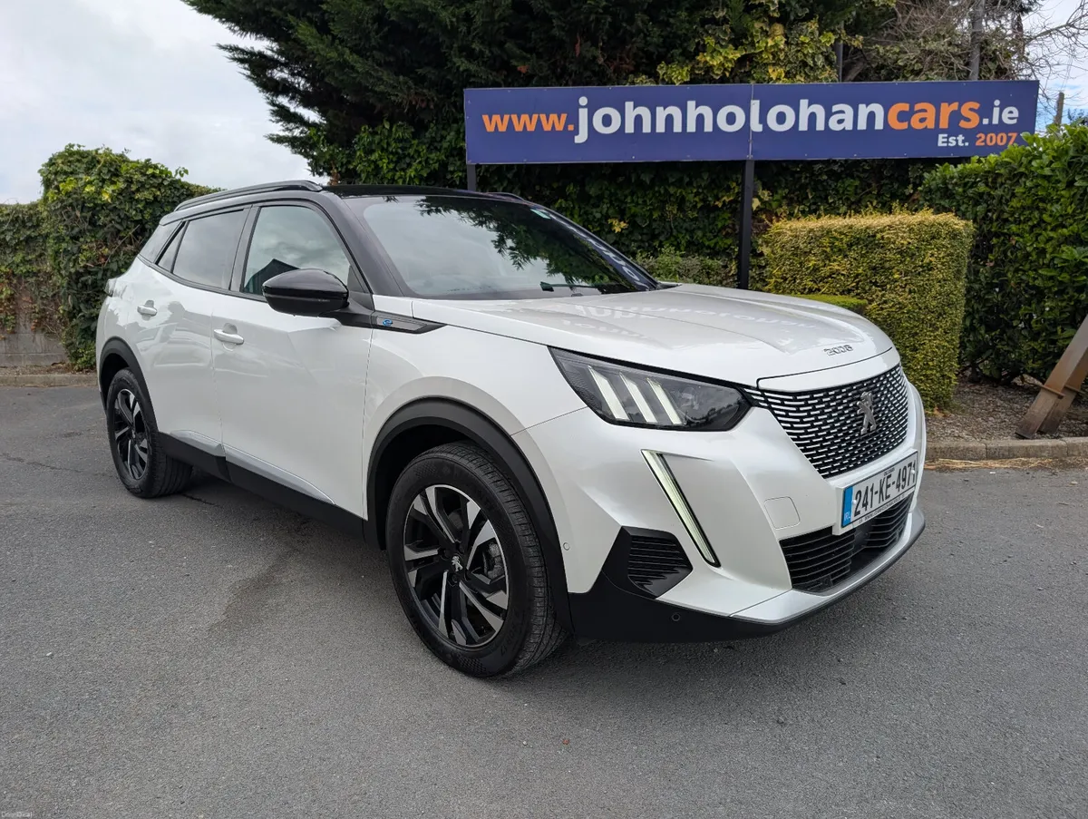 Peugeot 2008 GT  // BATTERY WARRANTY UNTIL 2032 // - Image 1