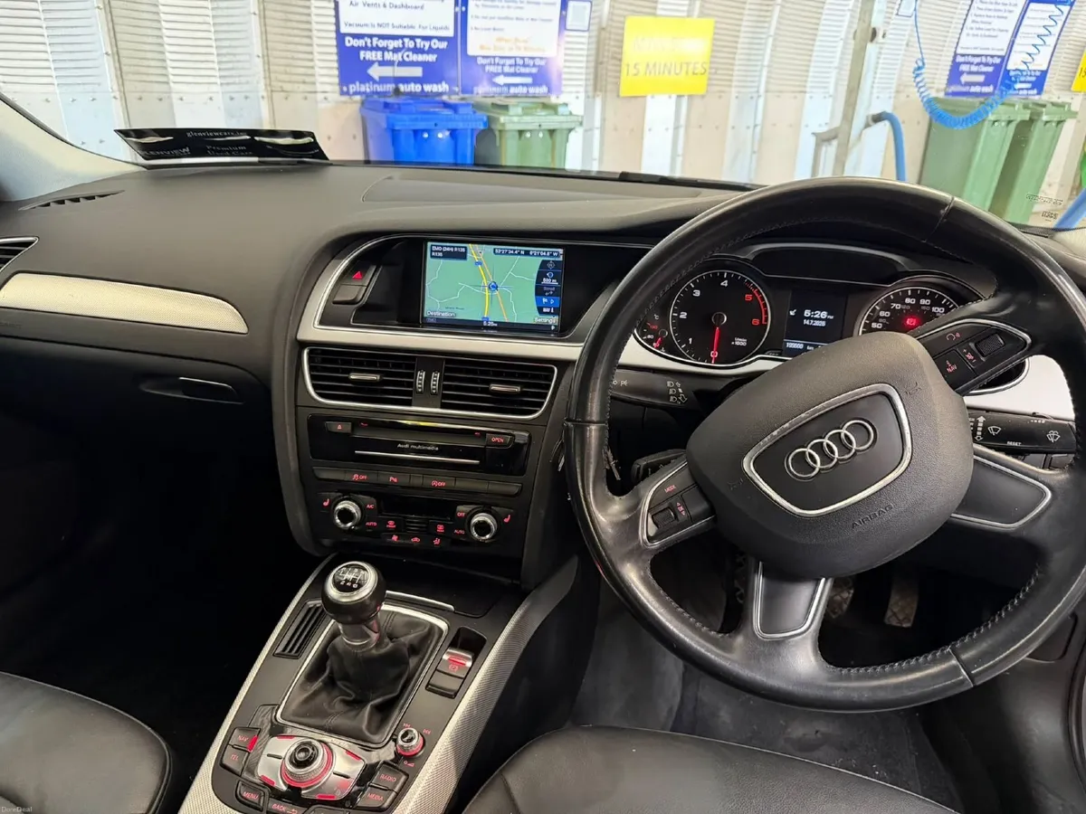 Audi A4 2015 - Image 6