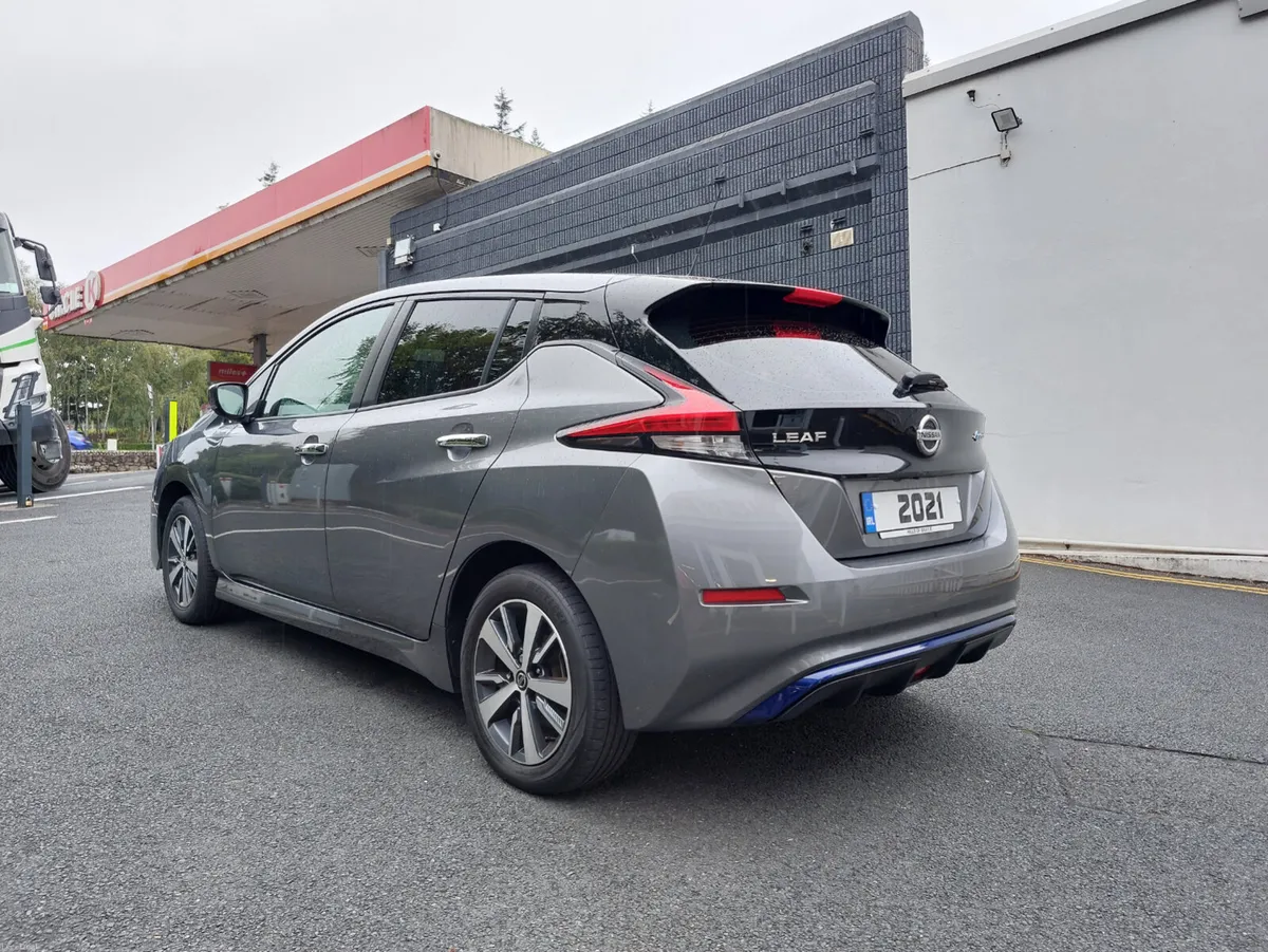Nissan Leaf 2021 40KWH ACENTA 148BHP APPLE CARPLAY - Image 5