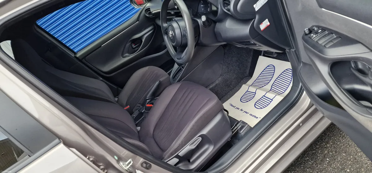 Toyota Yaris Automatic - Image 5