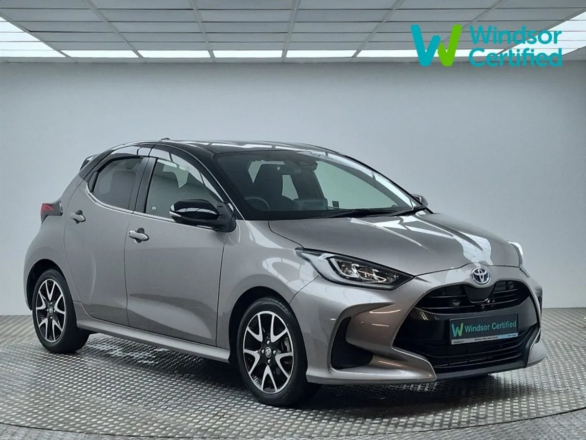 Toyota Yaris 1.5 Hybrid SOL plus - Image 1
