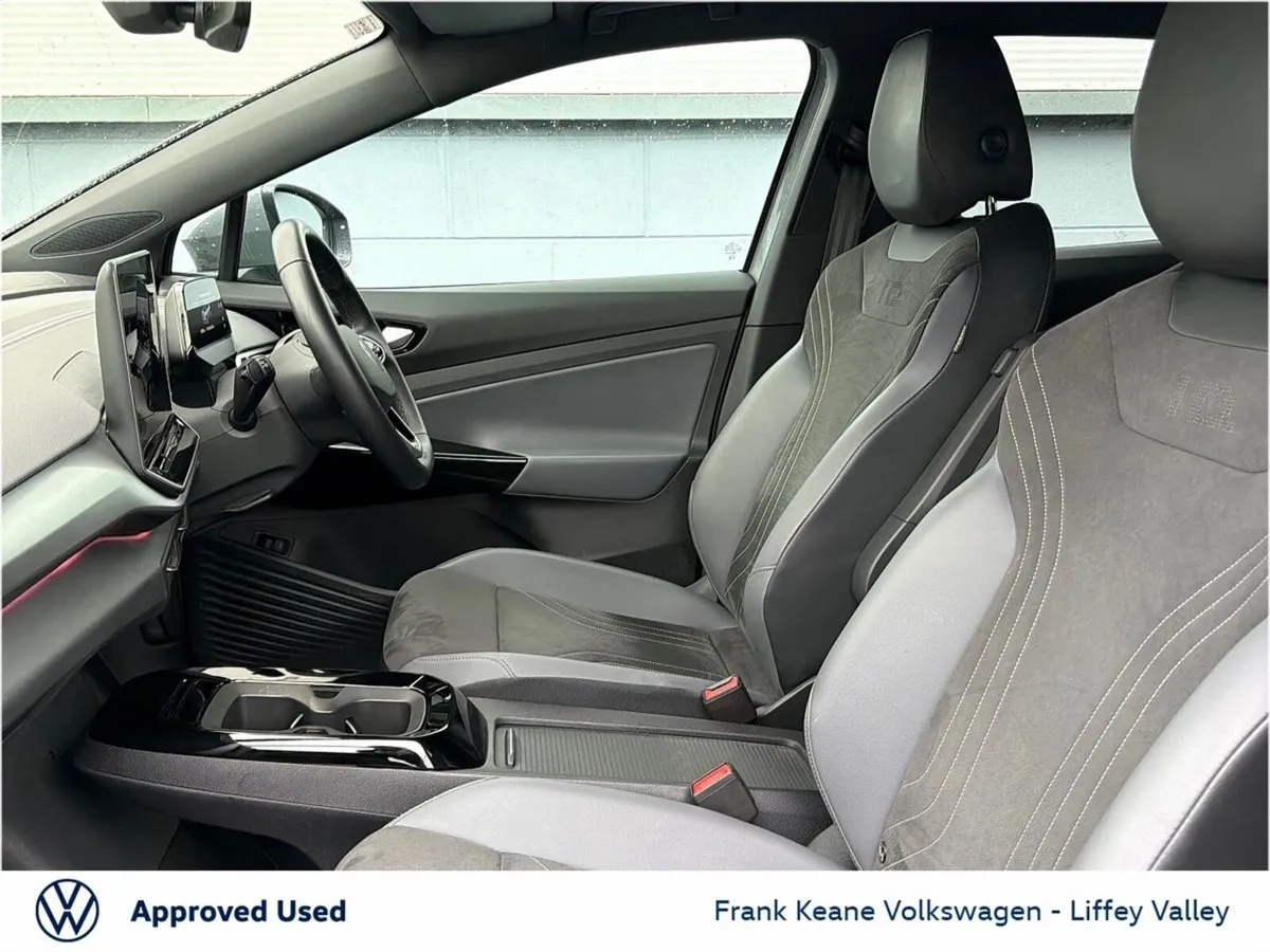 Volkswagen ID.4 77KWH MATCH PRO 286BHP *MOONSTONE - Image 4