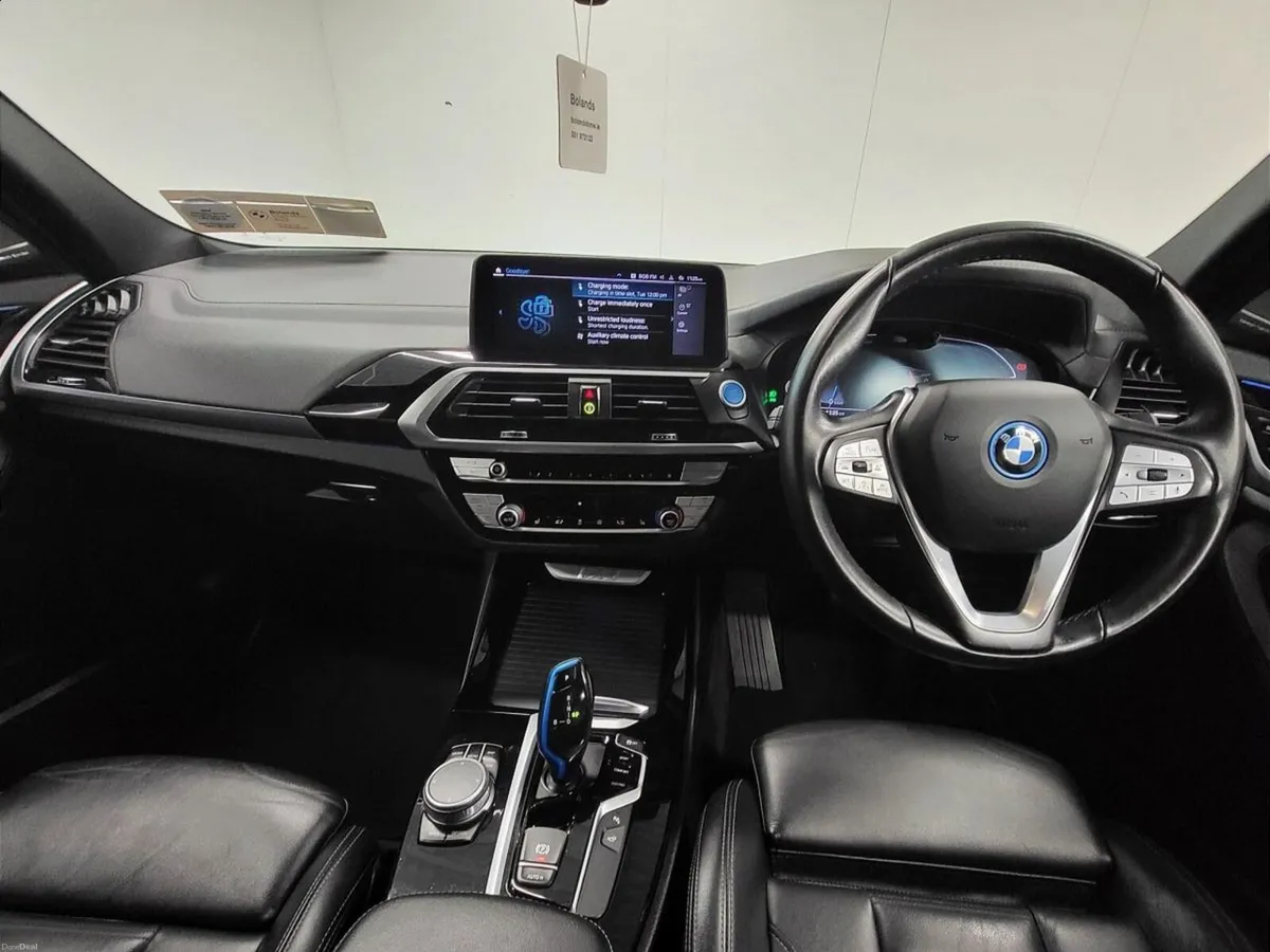 BMW iX3 80 kWh Premier Edition Pro - Image 4