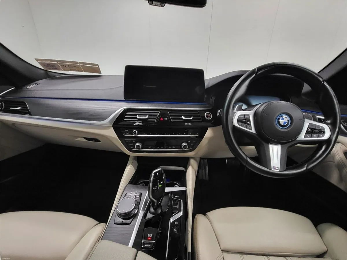 BMW 5-Series 530e M Sport - Image 4