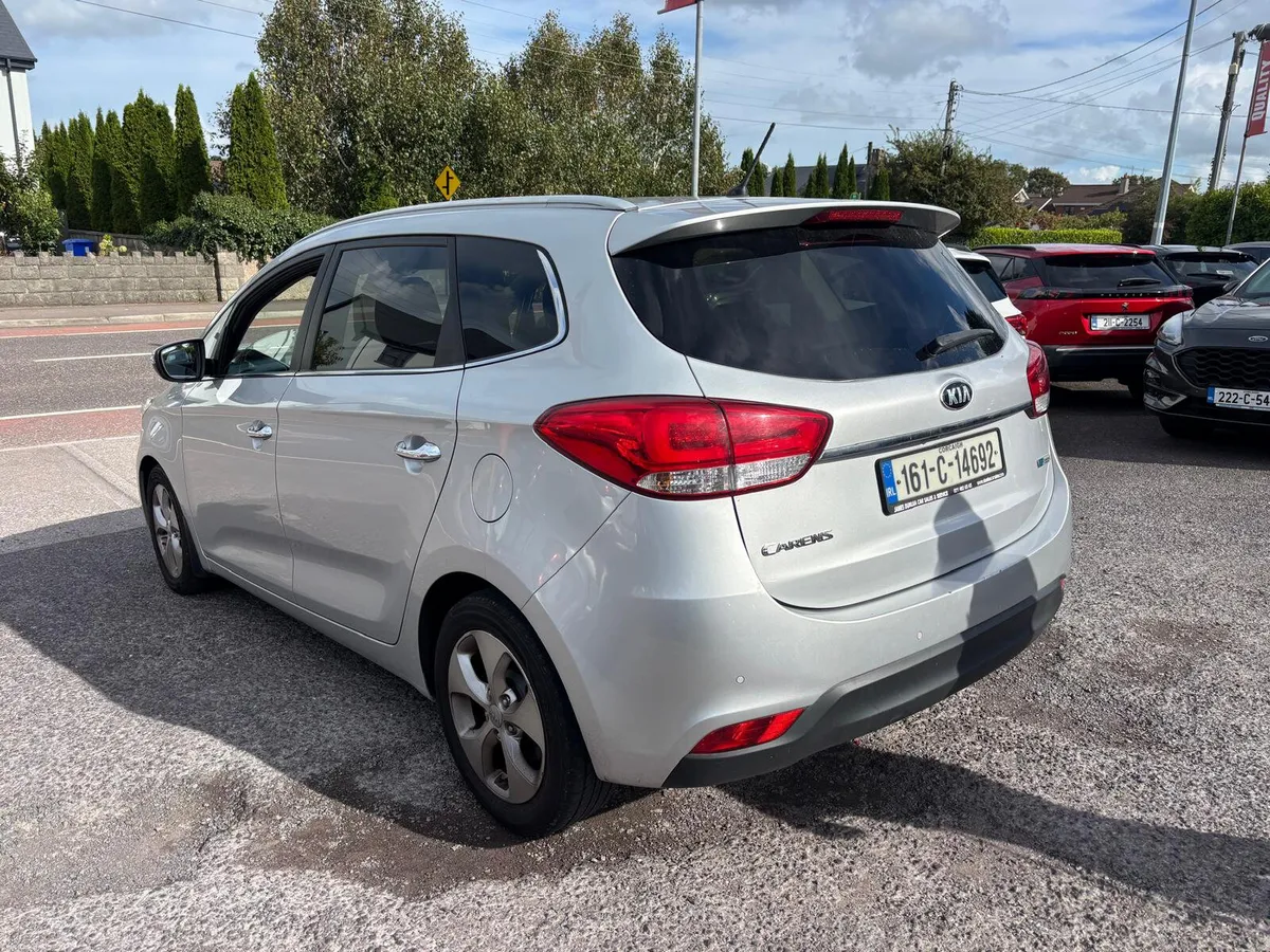 Kia Carens 2016  7  SEATER  LOW  MILEAGE - Image 6