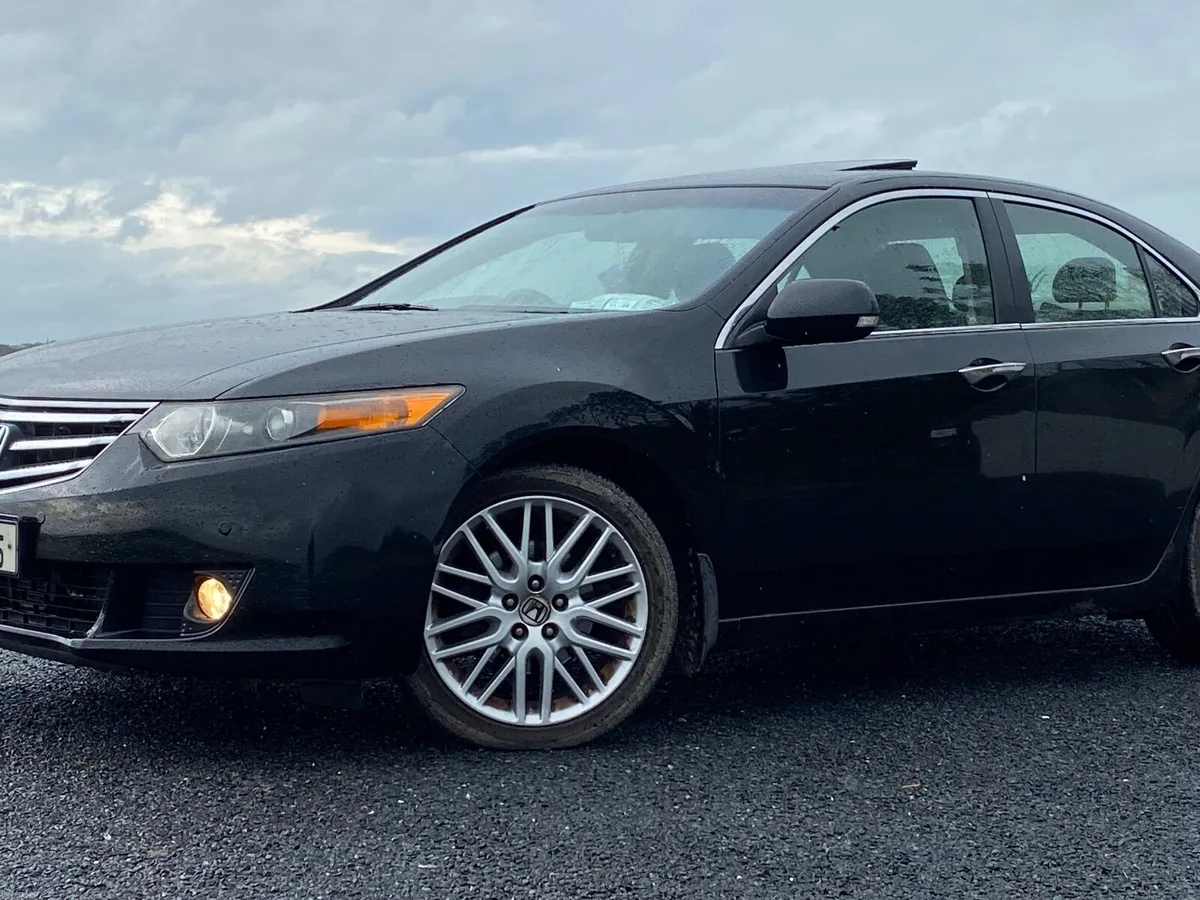 Honda Accord 2008 - Image 1