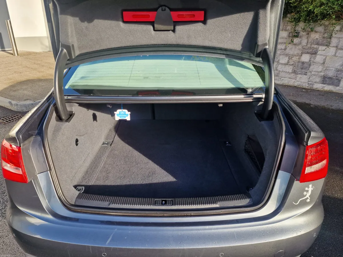 AUDI A6 / 2012 / 2.0 DIESEL / AUTOMATIC - Image 6