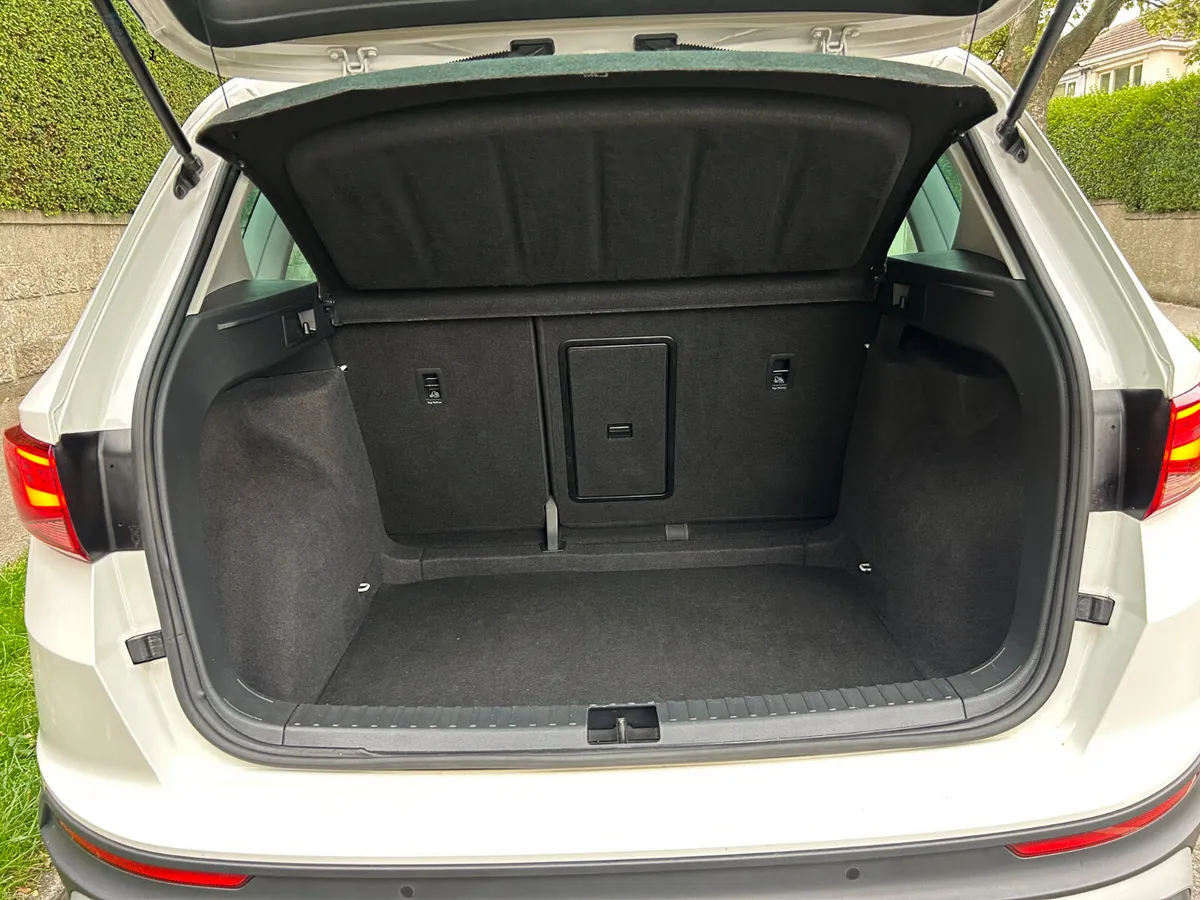 2021 SEAT ATECA PETROL PARKING CAMERA - Image 6