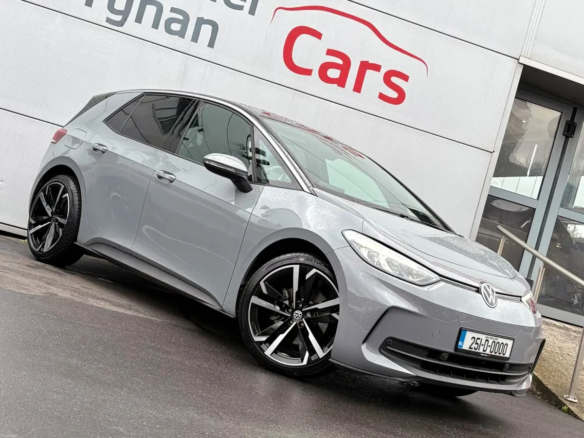 2025 VW id3 Pure 52kwh, Privacy, 19" Alloys - Image 2