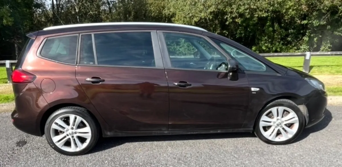 Vauxhall Zafira Tourer 2.0 CDTI SRI 2014 - Image 3