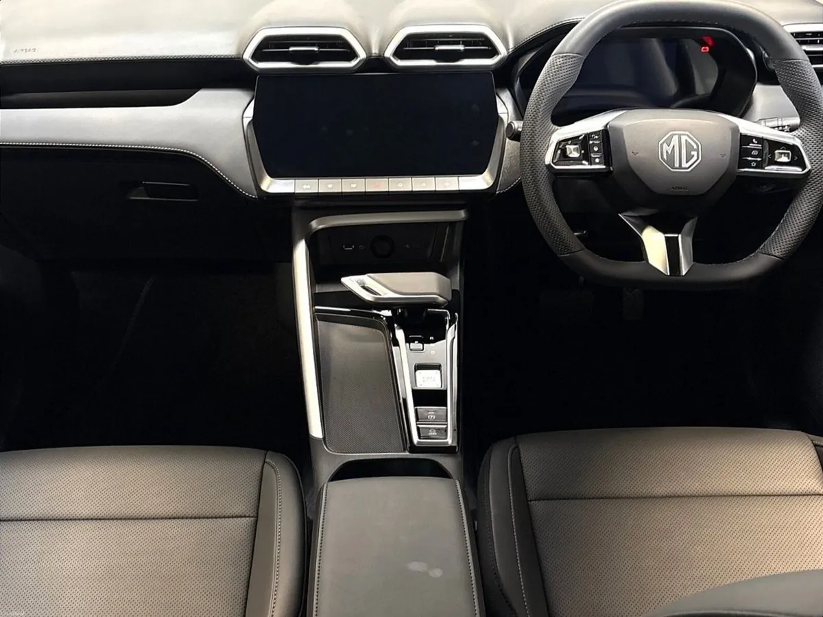 MG ZS Exclusive HEV - Image 2