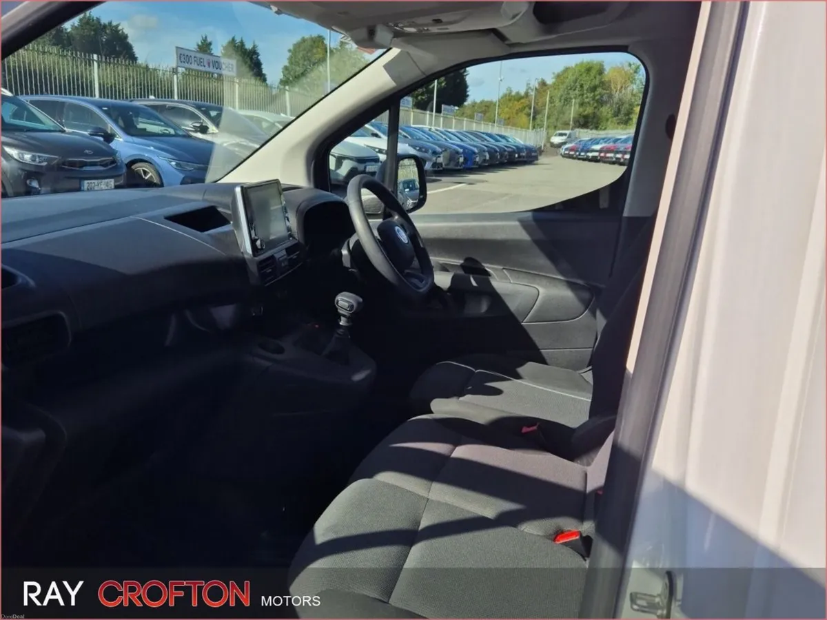 Fiat Doblo DOBLO LWB 1.5 100BHP 1000KG 4DR + vat - Image 6