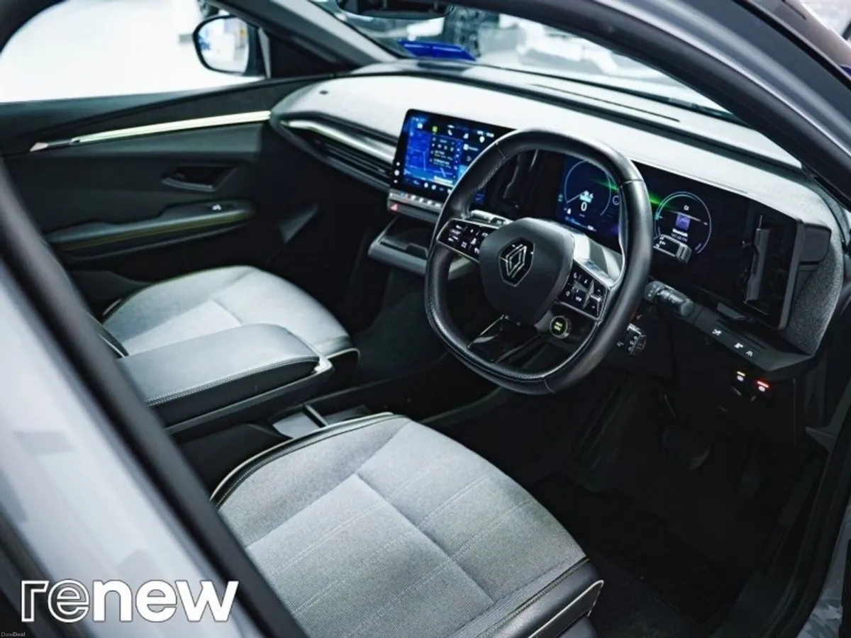 Renault Megane E-Tech Megane Techno Comfort Range - Image 6