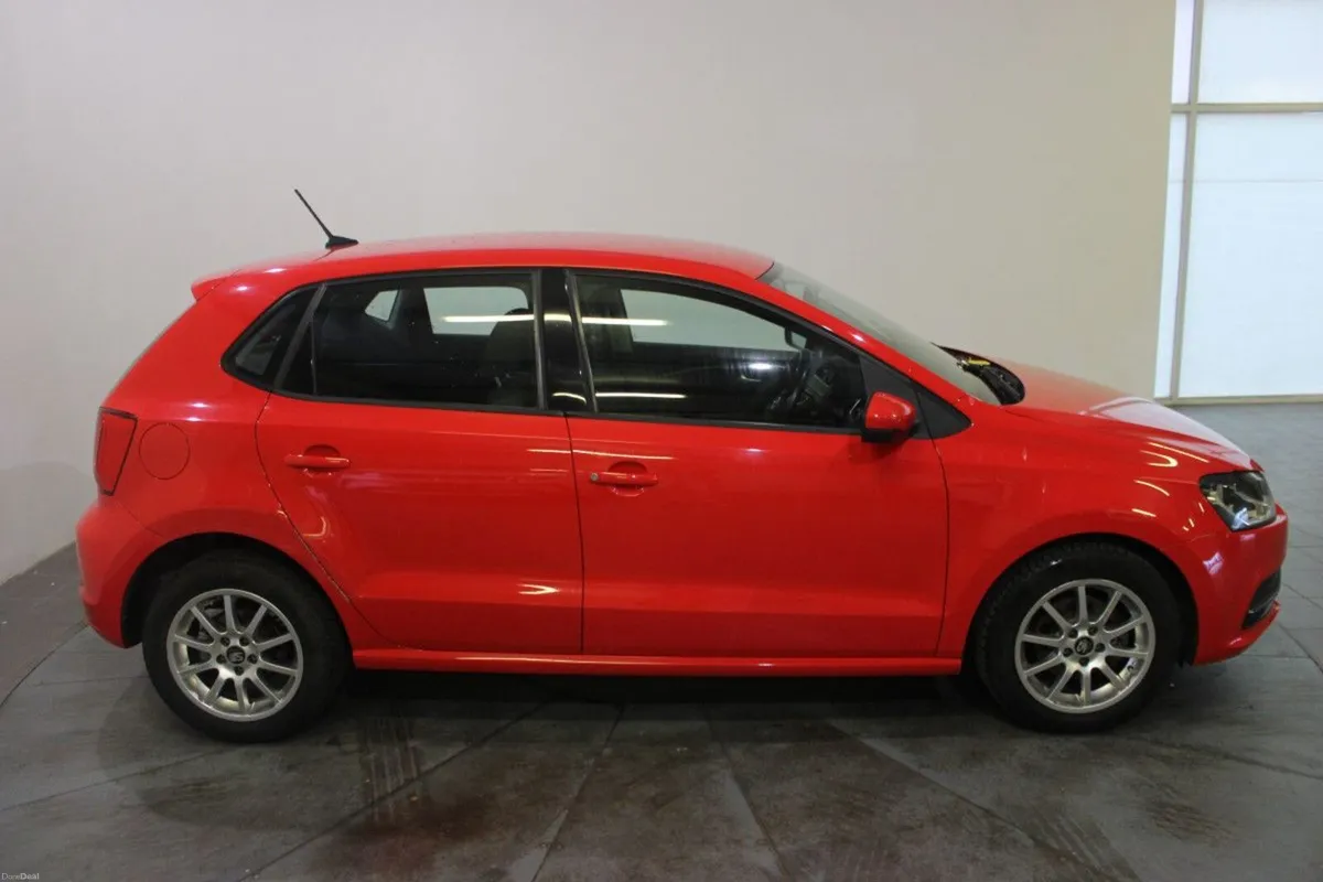Volkswagen Polo 1.2 TSI 5DR 90HP DSG - TENDER 19 - - Image 2