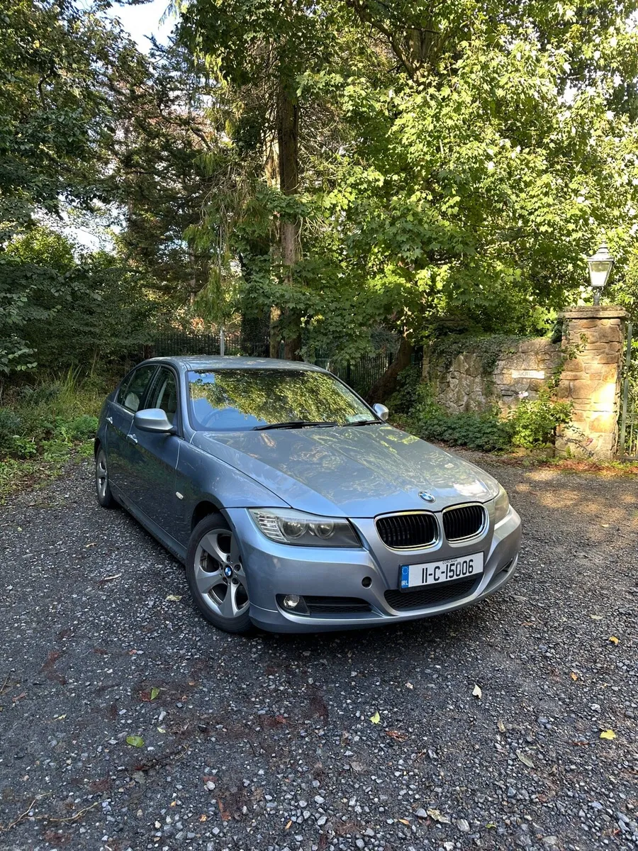BMW 320D - Image 1