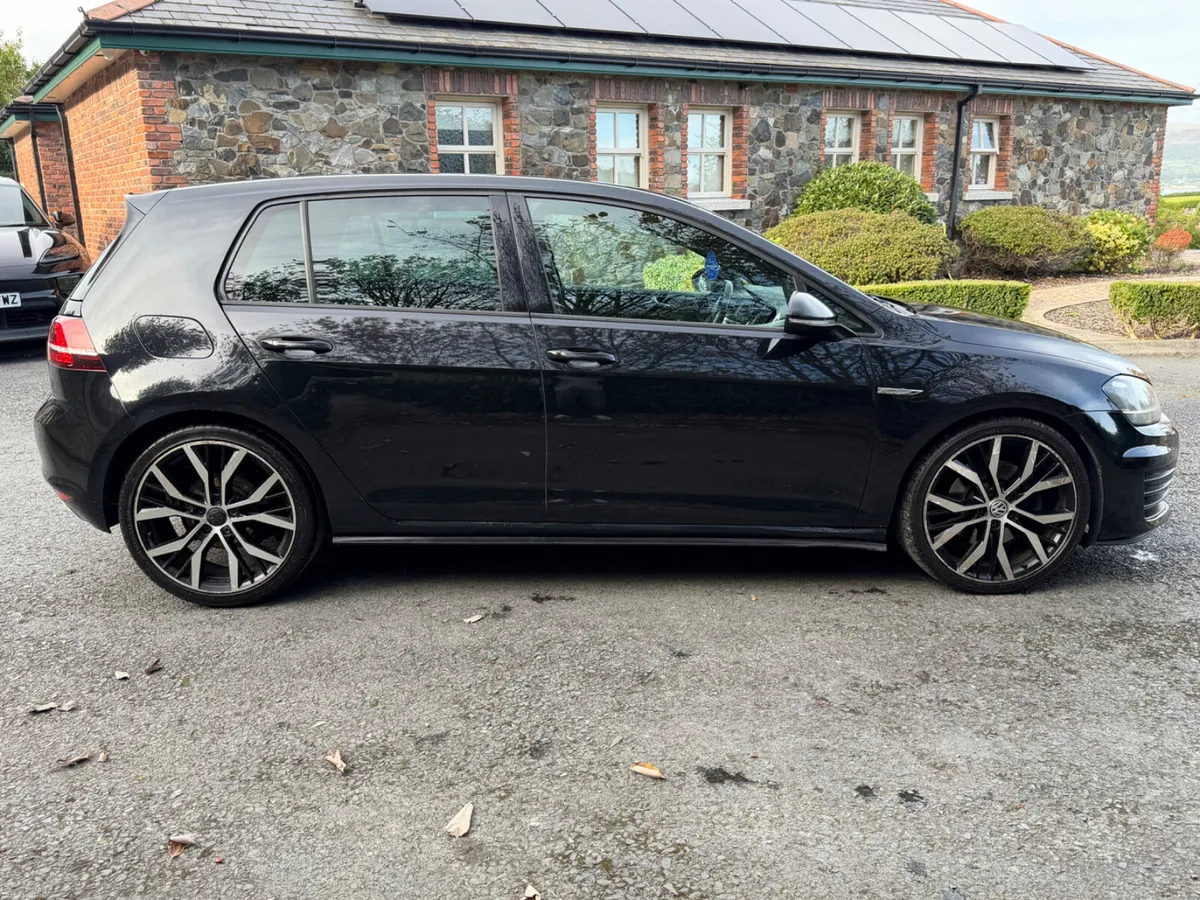2015 Volkswagen Golf 2.0 TDI GTD 184PS 5DR Auto - Image 6