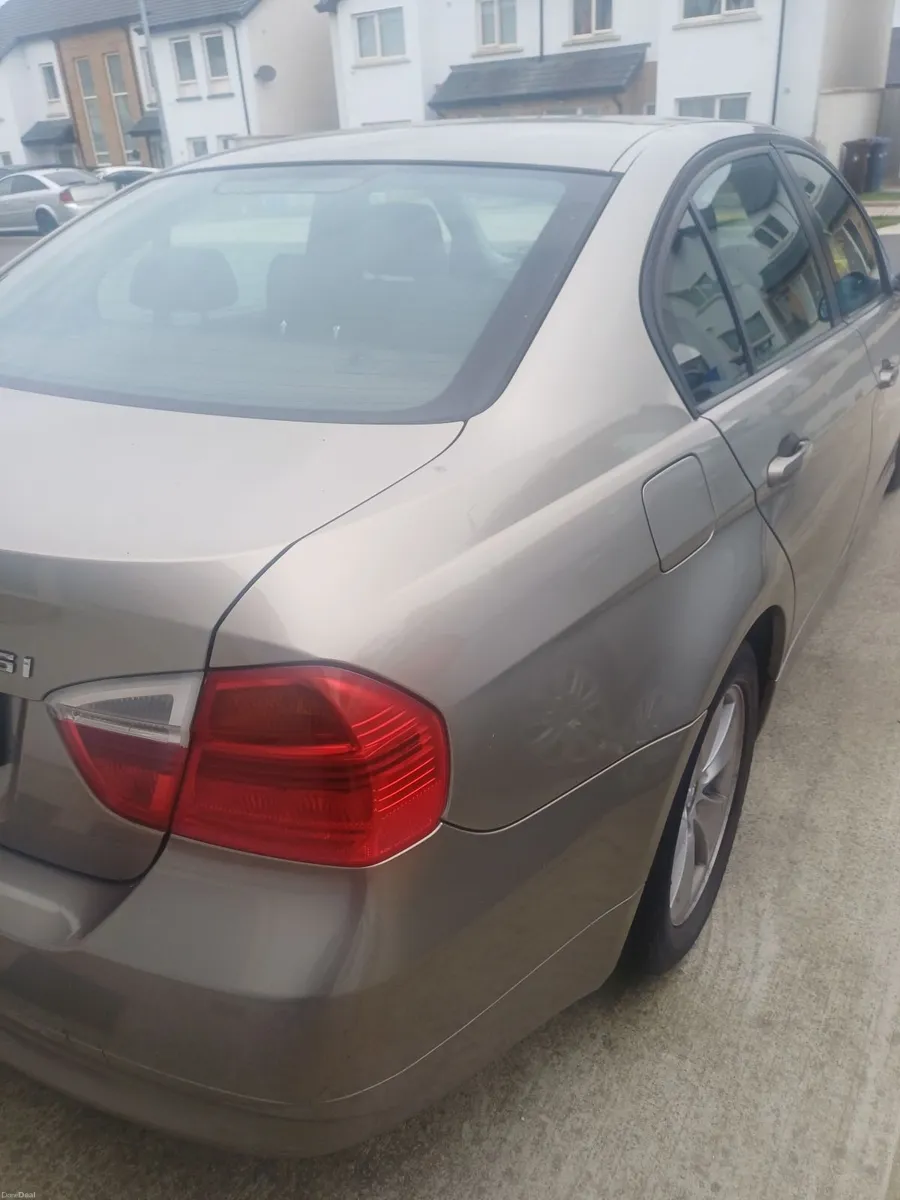 BMW 3-Series 2007 - Image 5
