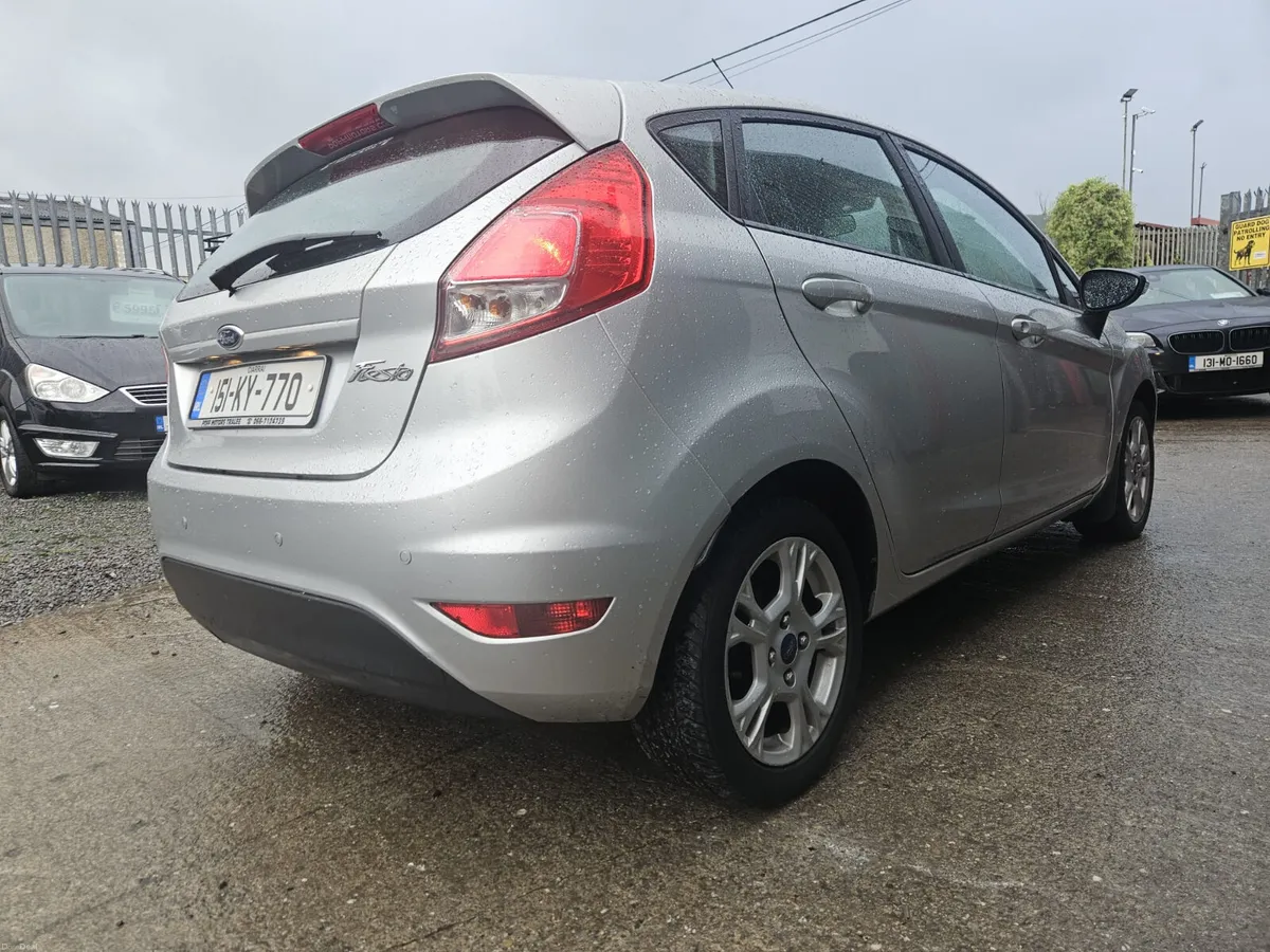 2015 Ford Fiesta 1.2 Z-TEC - Image 5