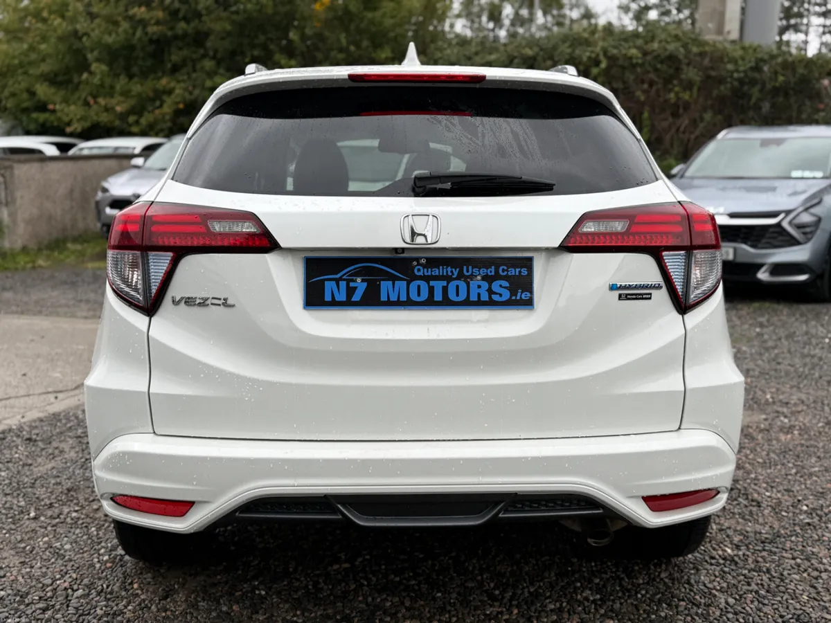 2015 Honda Vezel 1.5 HYBRID AUTO - Image 4