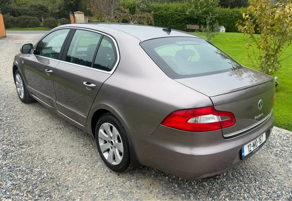 Skoda Superb Taxed & Tested - Image 4