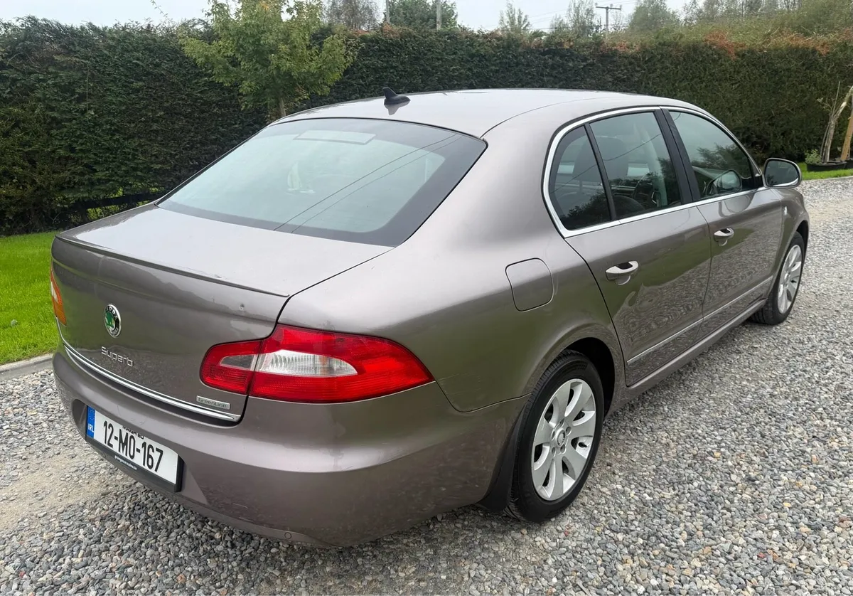 Skoda Superb Taxed & Tested - Image 5
