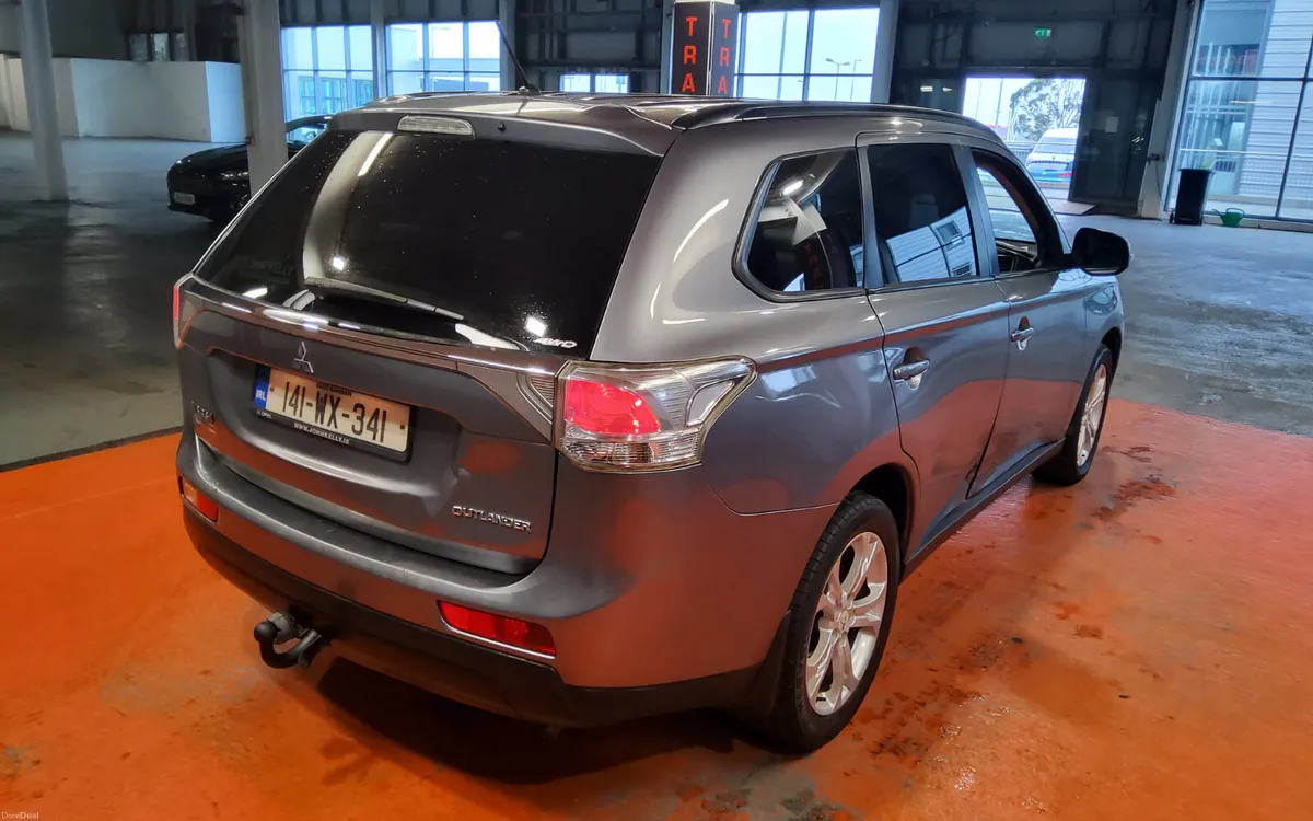 Mitsubishi Outlander 2014 - Image 3