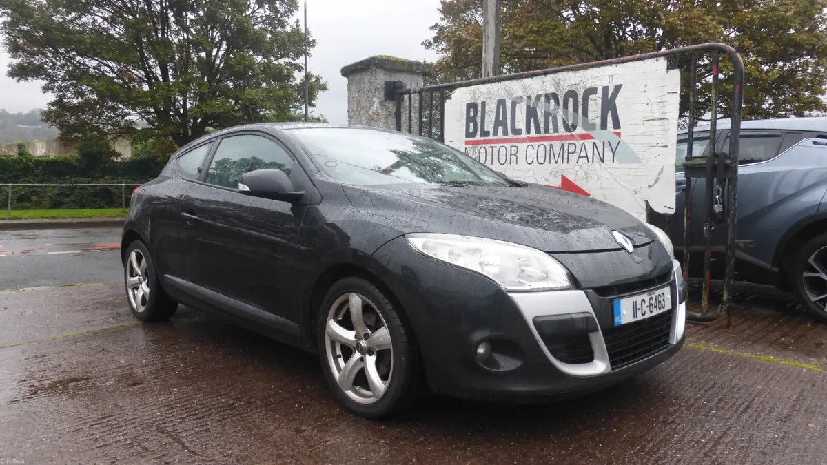 Renault Megane 2011 - Image 1
