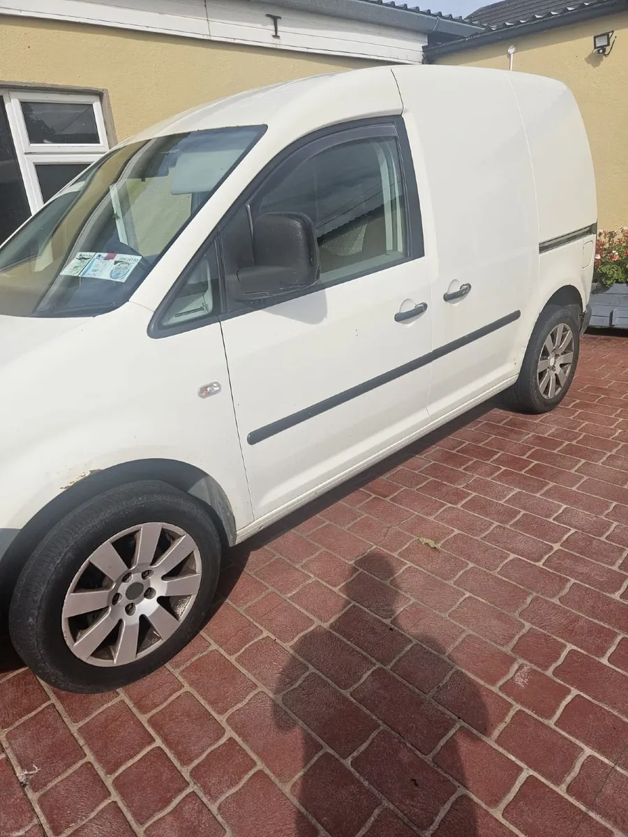 Volkswagen Caddy 2009 - Image 1