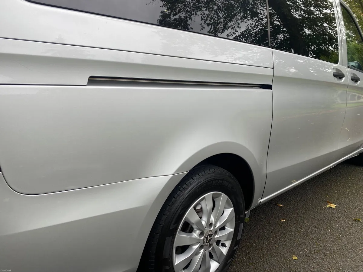 Mercedes-Benz Vito 2015 9 seater MPV 2.2 diesel - Image 6