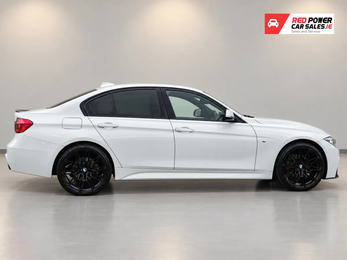 2018 BMW 3-Series 320D SE*PAN ROOF* - Image 3