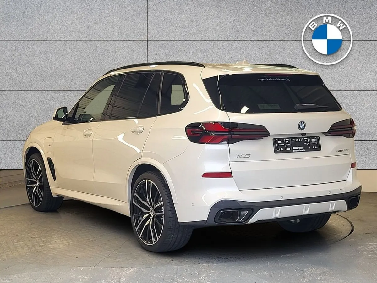 BMW X5 50e - Image 2