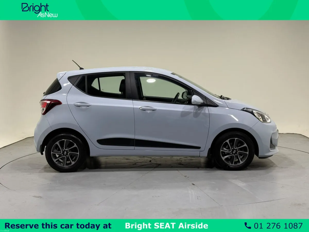 Hyundai i10 DELUXE 4DR - Image 6