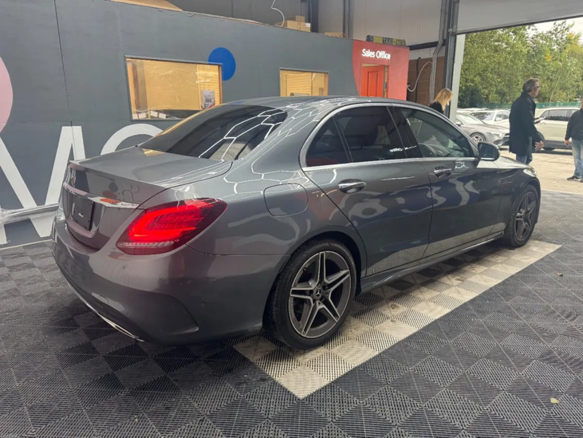 Mercedes-Benz C-Class 2019 MERCEDES-BENZ C180 AVAN - Image 3