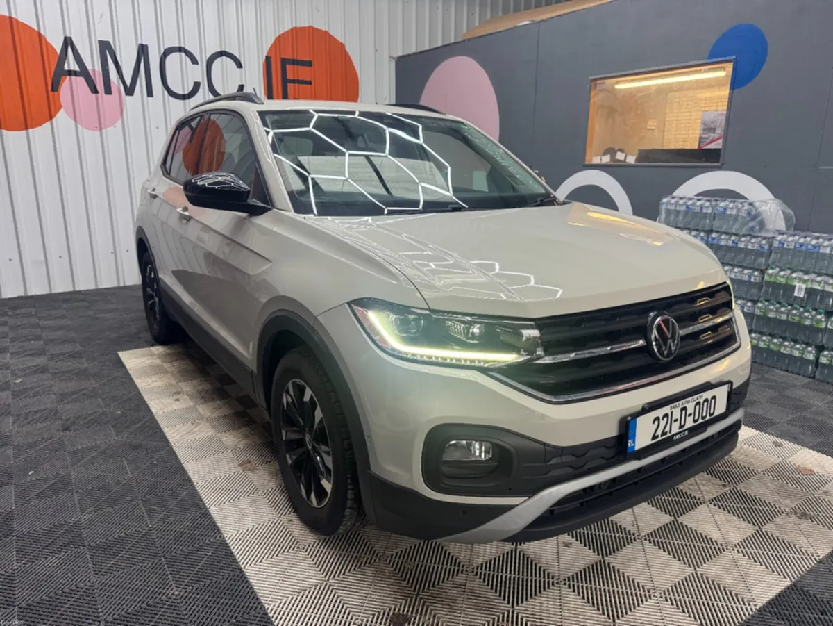 Volkswagen T-Cross 2022 VOLKSWAGEN T-CROSS TSI ACT - Image 1