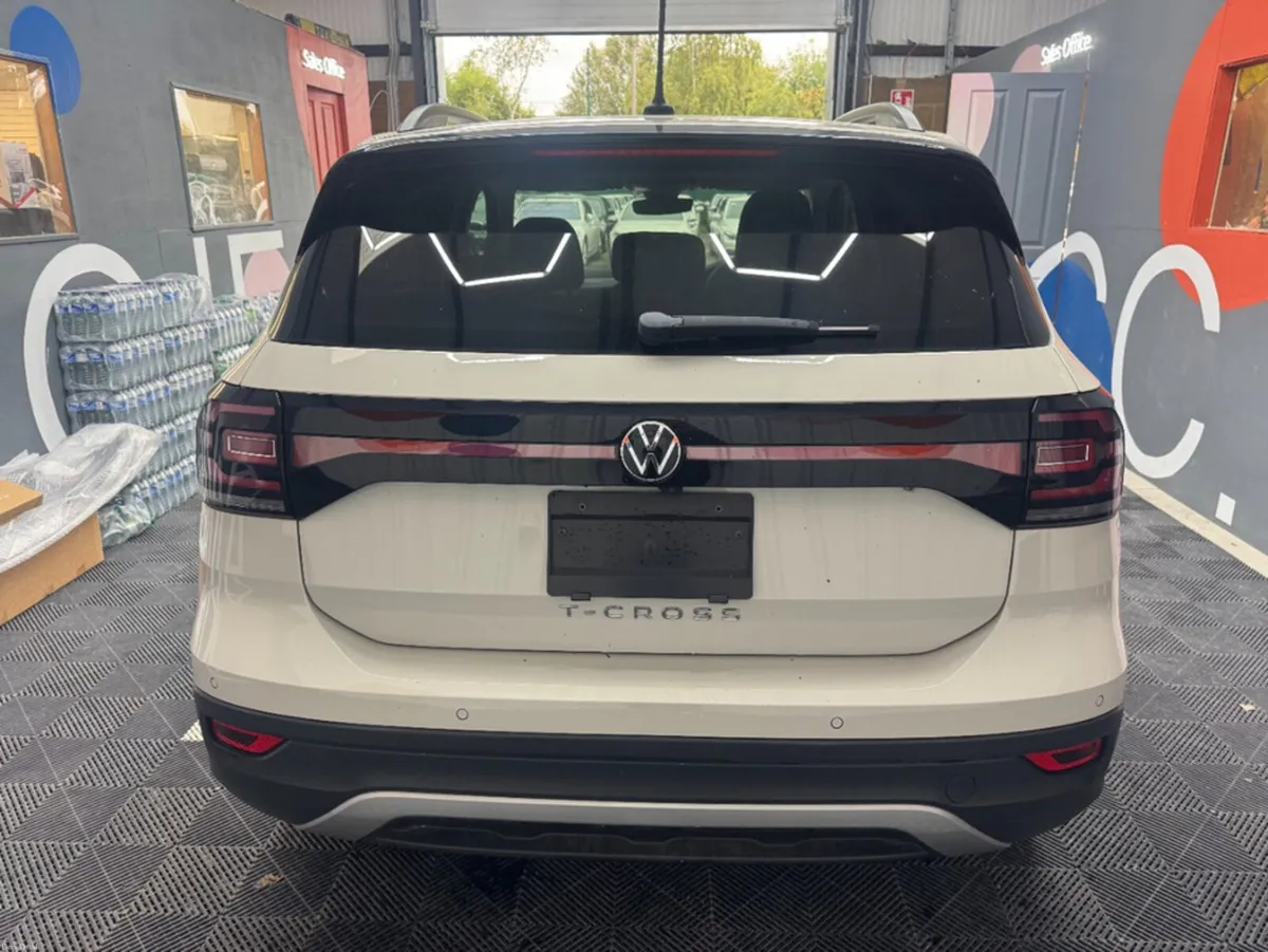 Volkswagen T-Cross 2022 VOLKSWAGEN T-CROSS TSI ACT - Image 4