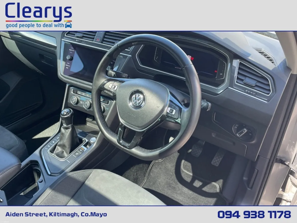 Volkswagen Tiguan R-LINE 2.0 TDI MANUAL 6SPEED FWD - Image 5