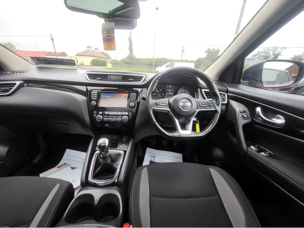 Nissan Qashqai 1.5 DSL SV SS 18 4DR - Image 5