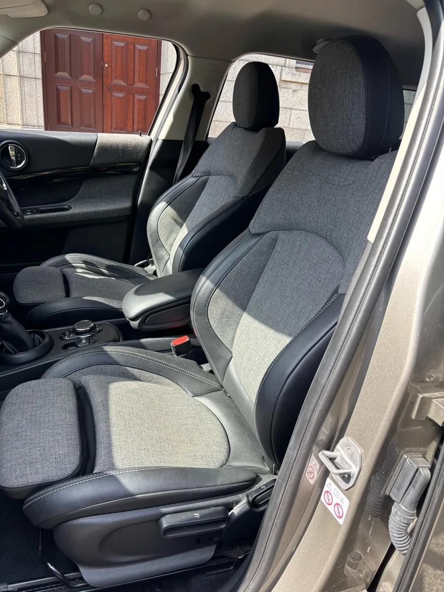 Car - Image 5