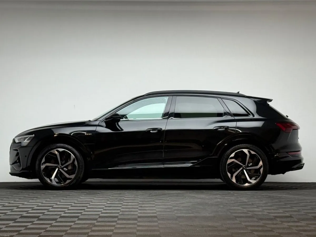 Audi e-tron 50 BLACK EDITION QUATTRO - Image 4