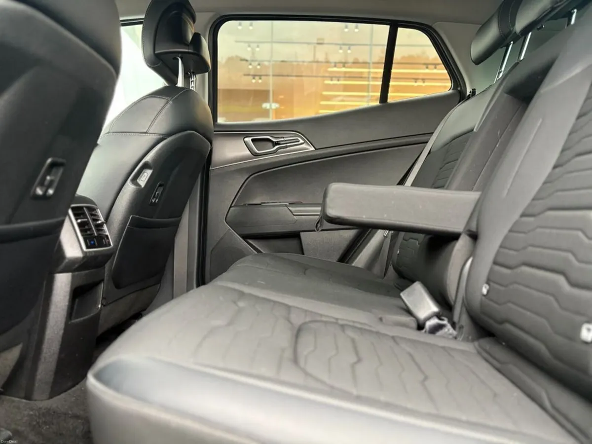 Kia Sportage K3 Plug in hybrid - Image 4