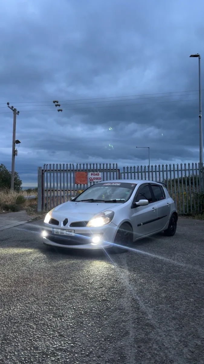 Renault Clio - Image 6